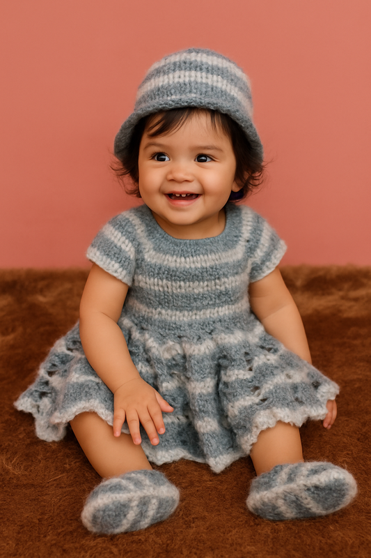 Handmade Woolen Baby Frock with Hat – Customizable Size & Color